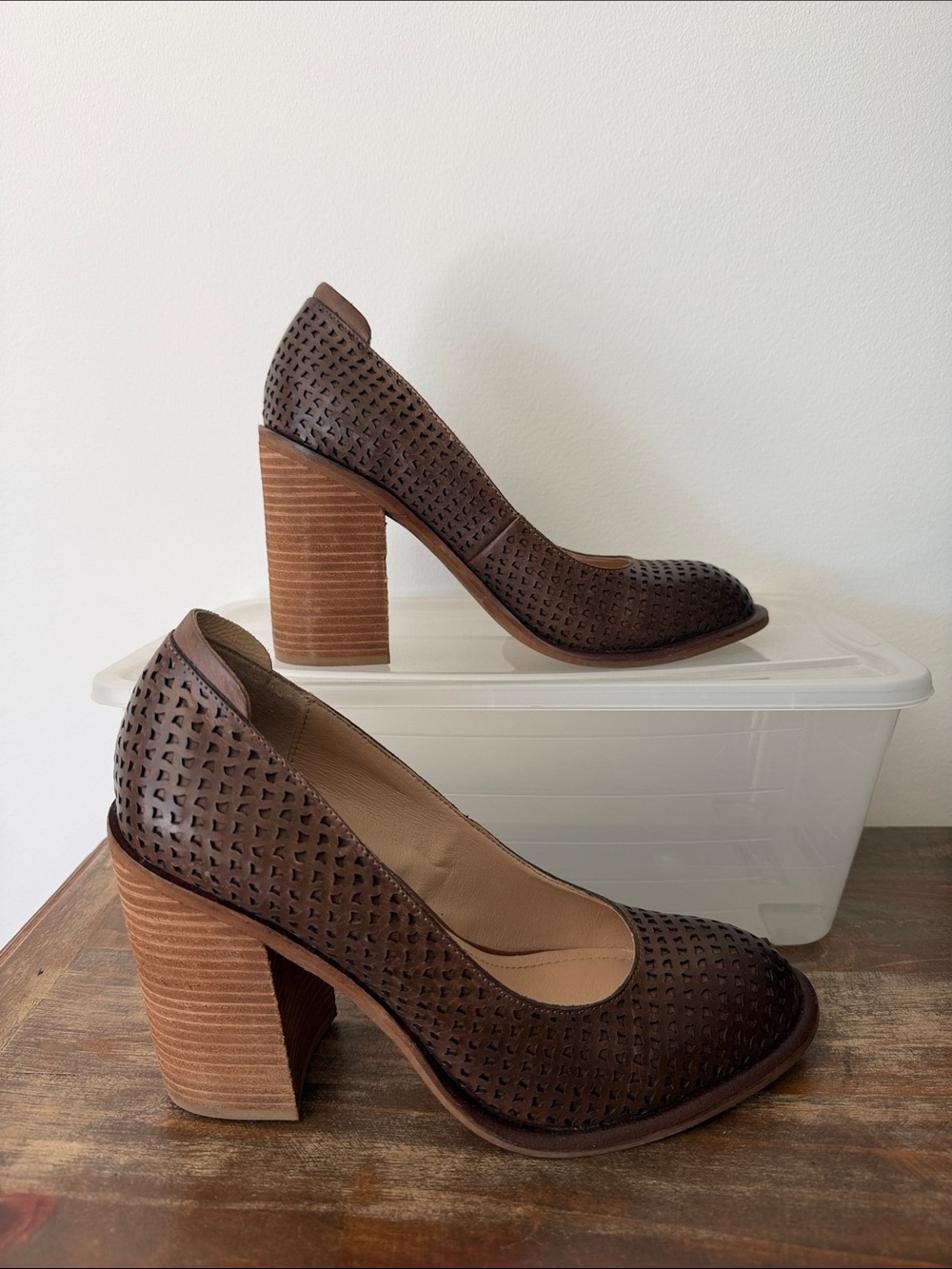 KELSI DAGGER BROOKLYN Hall Pump Laser Cut Brown Leather Stacked Heel - Size 9
